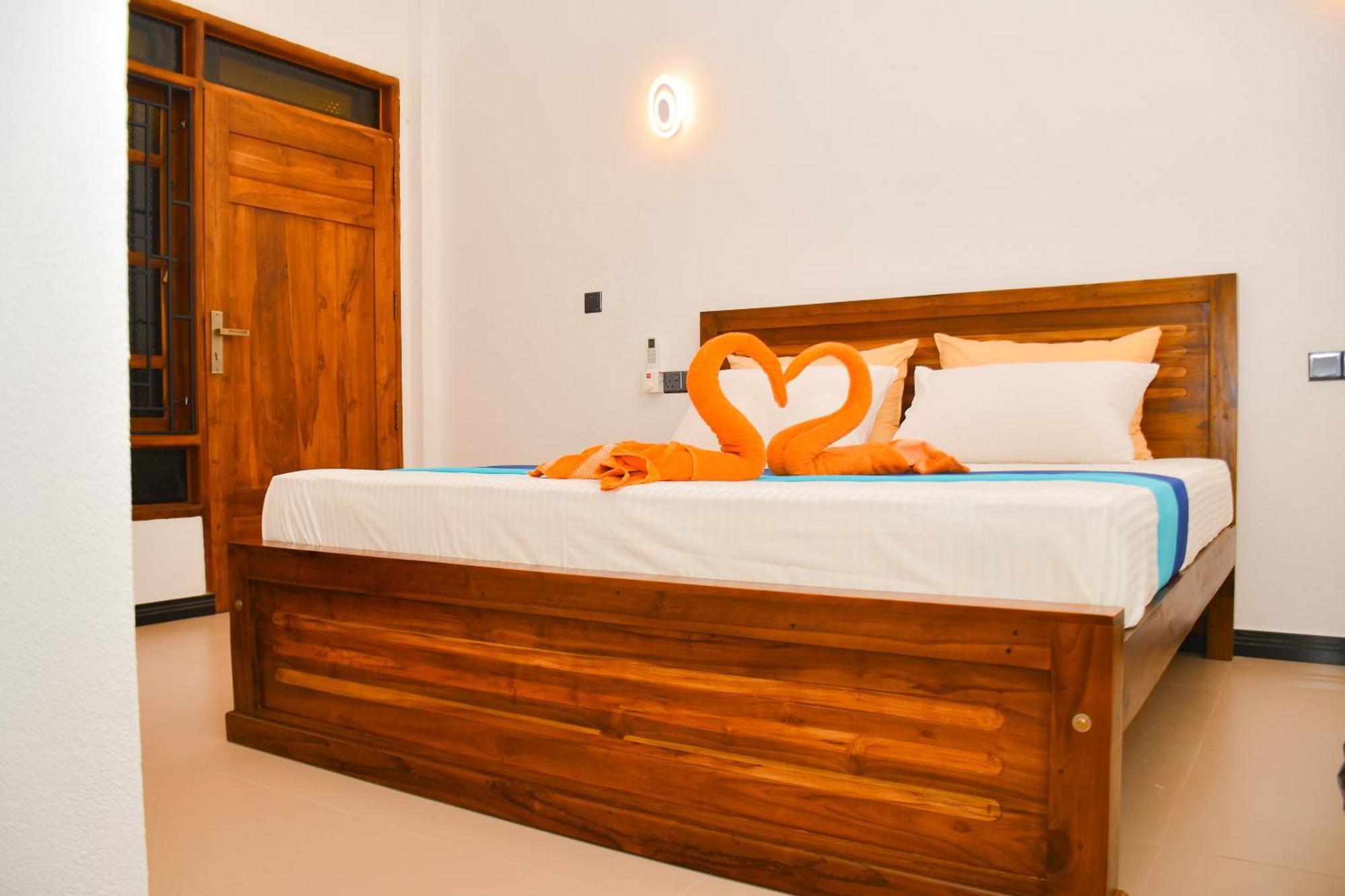 Bed and Breakfast Ocean Grace Arugam Bay Exterior foto