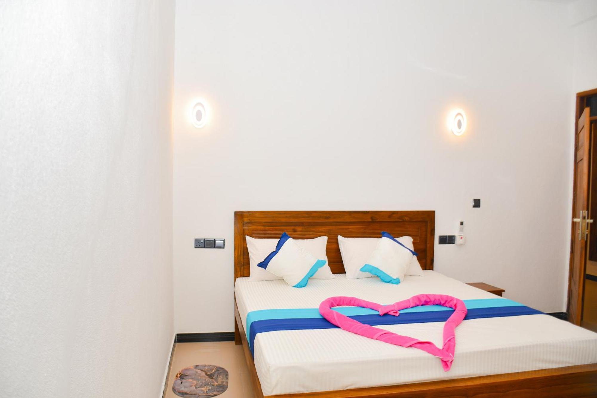 Bed and Breakfast Ocean Grace Arugam Bay Exterior foto